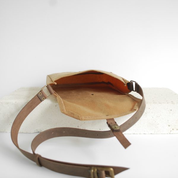 46633F2C-6853-46AF-9A8A-CB5F1D7DA8E2