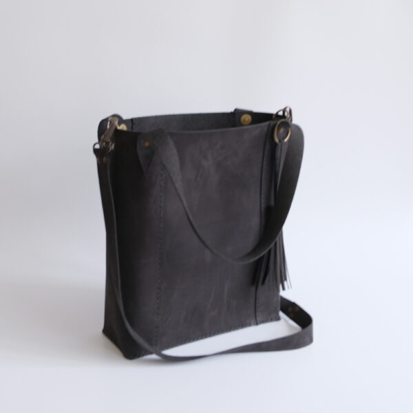 9b97a894-a22d-468e-91d7-a7abb1e6c287