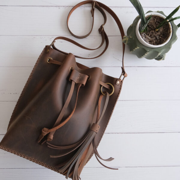 AA0234DF-04B3-4B60-B6BB-27C61D384BE3