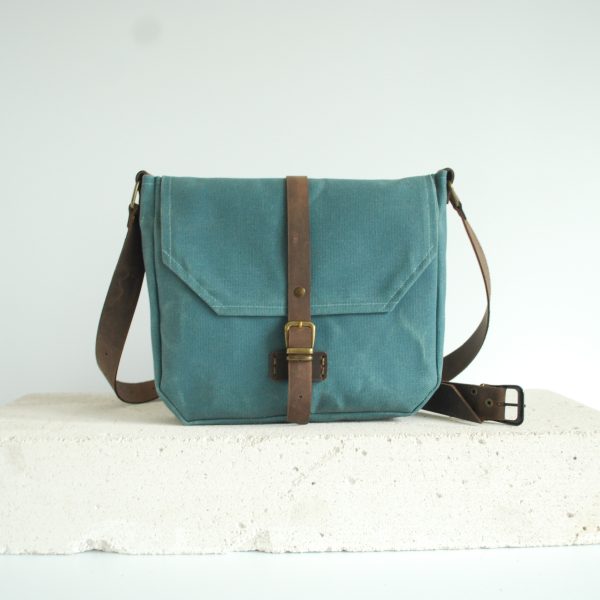 3C93ADF8-E8DF-470C-A2E3-FA16B43E0D80