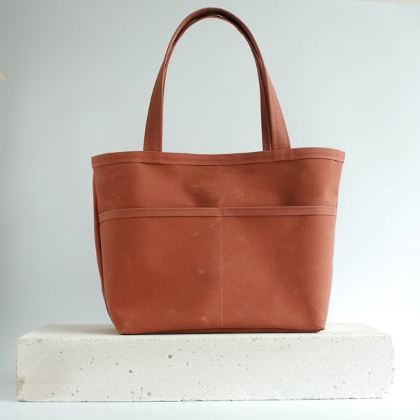 22509E0E-4461-4BE8-A59B-FD2F88B2C2F4