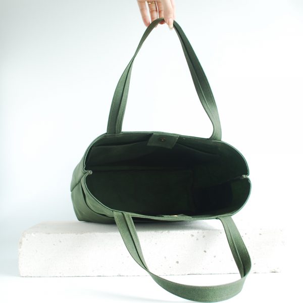 2E35F1FD-4F0C-4F8B-94A5-E0FED968B649