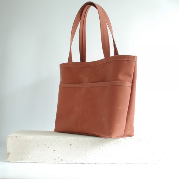 39DB9851-7BE0-40A2-9F6F-7559D9A5C034