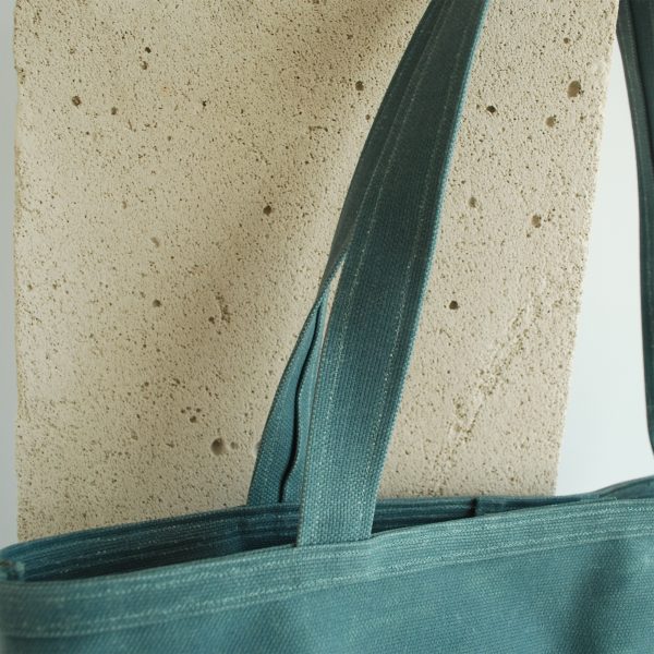 AC816A65-7589-4F04-B0CB-7B9855C35BEF