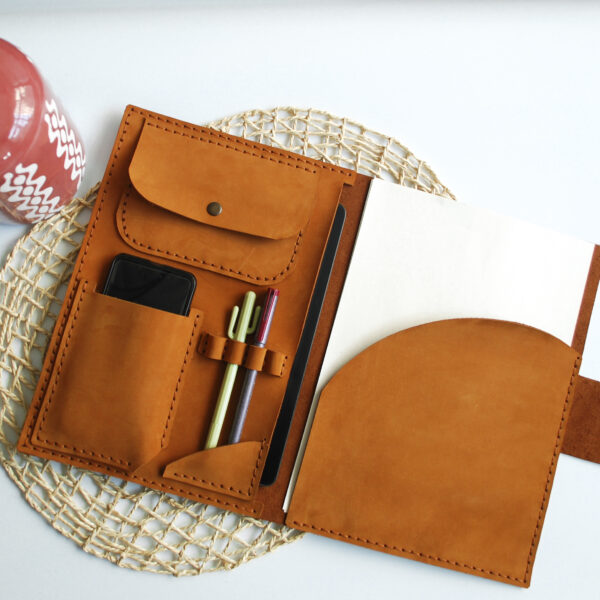 FEC10A21-8AB6-409A-B79D-B9431FEE7729