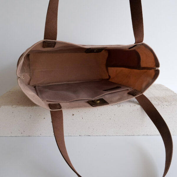 B7A87037-A741-461A-B6A1-8ADC40D600E5