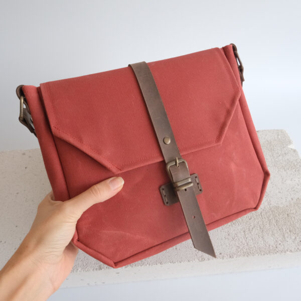 FA860BB3-959D-4345-9C05-1971FEA83D1B