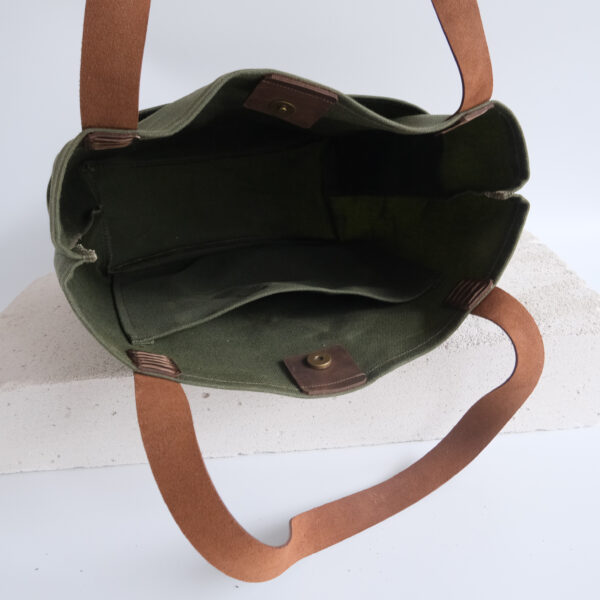 0BC982BB-18F4-4374-B719-36759A12730C